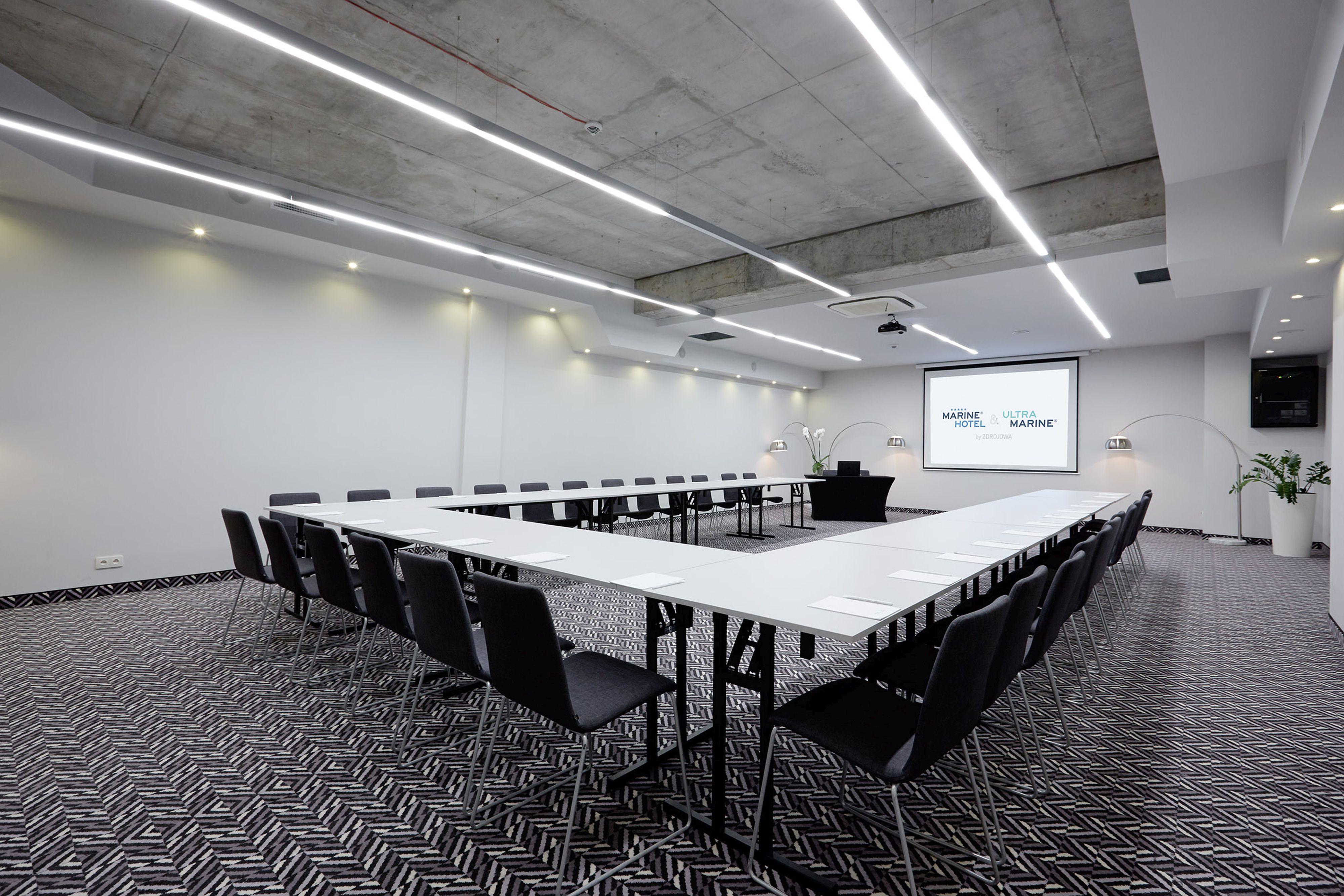 Marine Hotel By Zdrojowa Колобжег Екстериор снимка Meeting room
