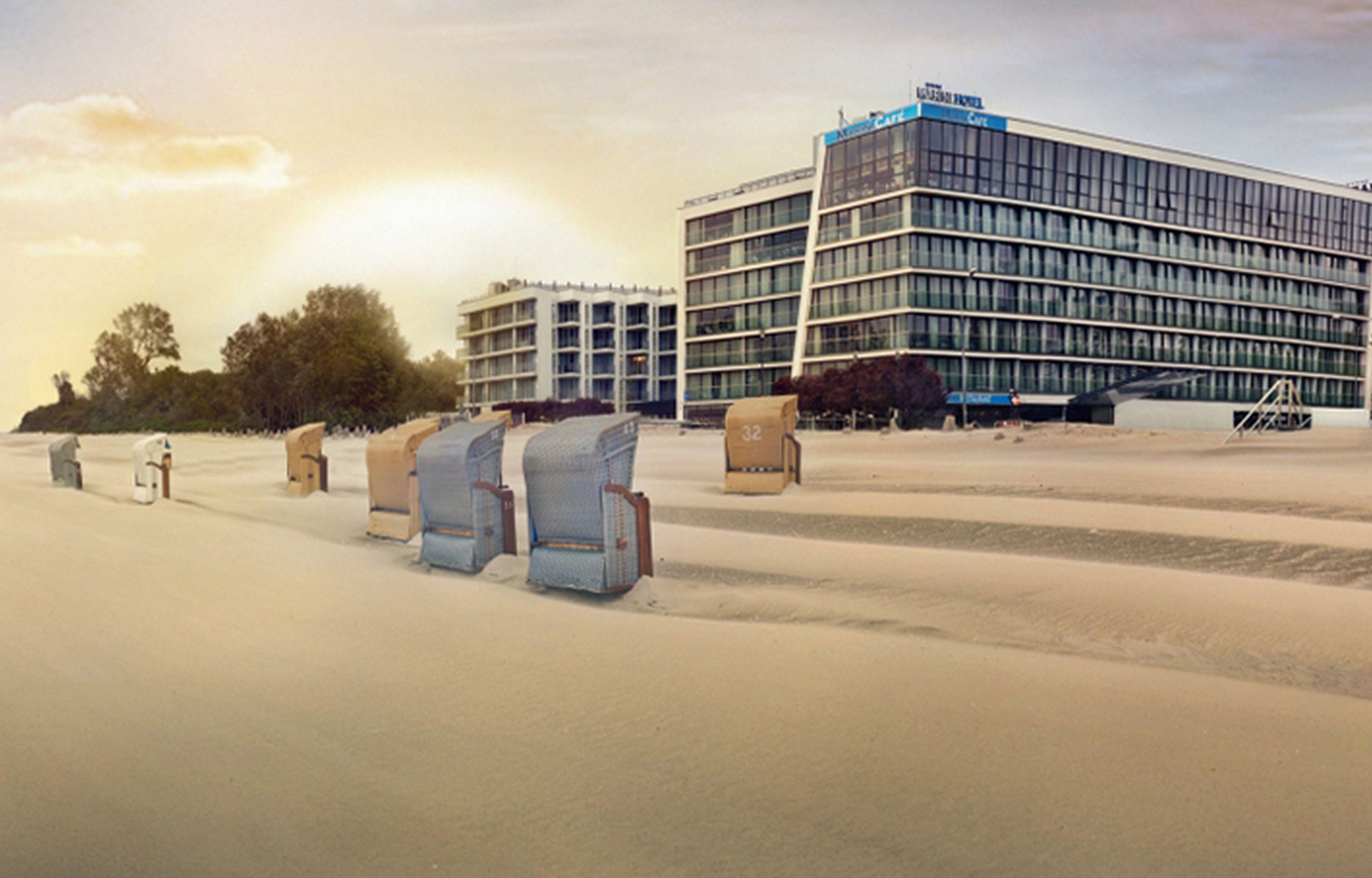 Marine Hotel By Zdrojowa Колобжег Екстериор снимка The former headquarters of the company in Hamburg