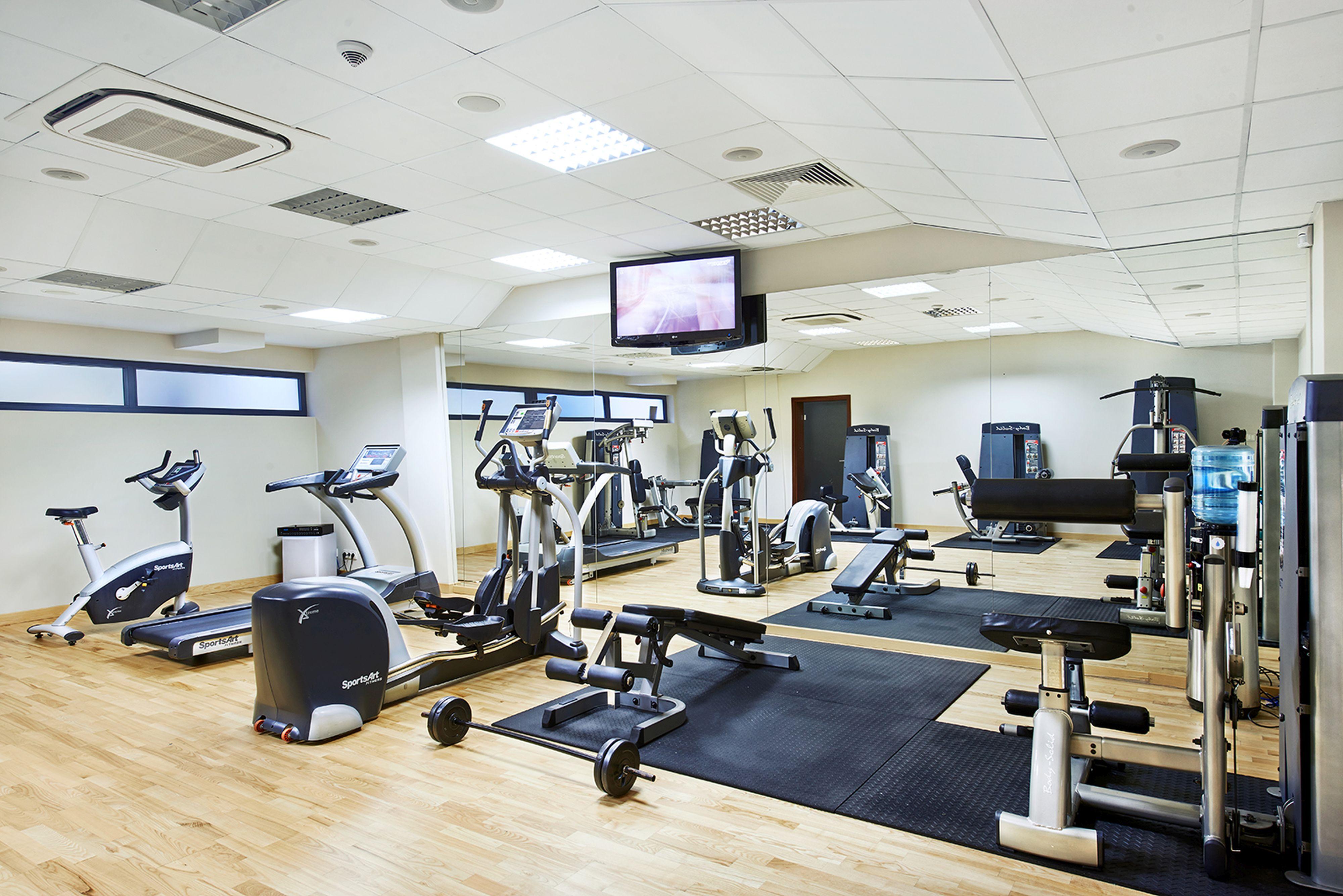 Marine Hotel By Zdrojowa Колобжег Екстериор снимка The gym at the hotel